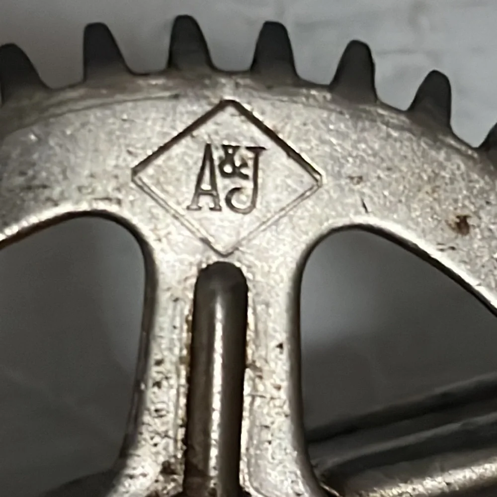 Vintage A&J Egg Beater Kitchen Collectible Patent Dated 1923, all metal, works